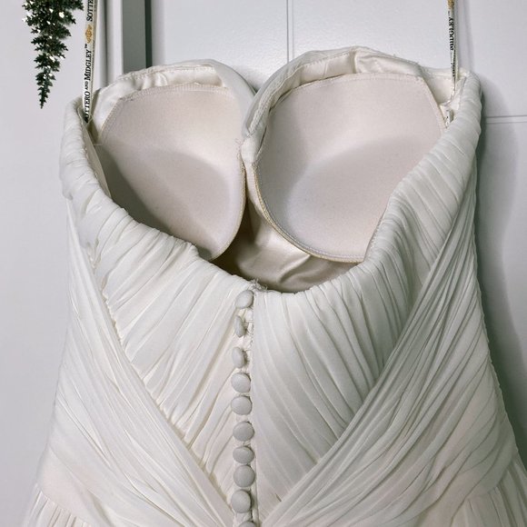 Sottero & Midgley A-Line Wedding Dress, Size 4/6 - Picture 8 of 10